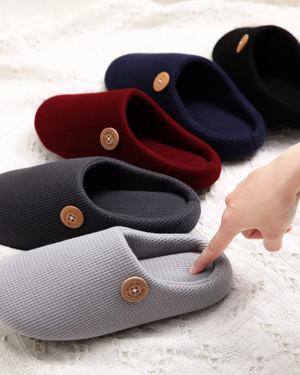Klapki jednokolorowe z guzikiem