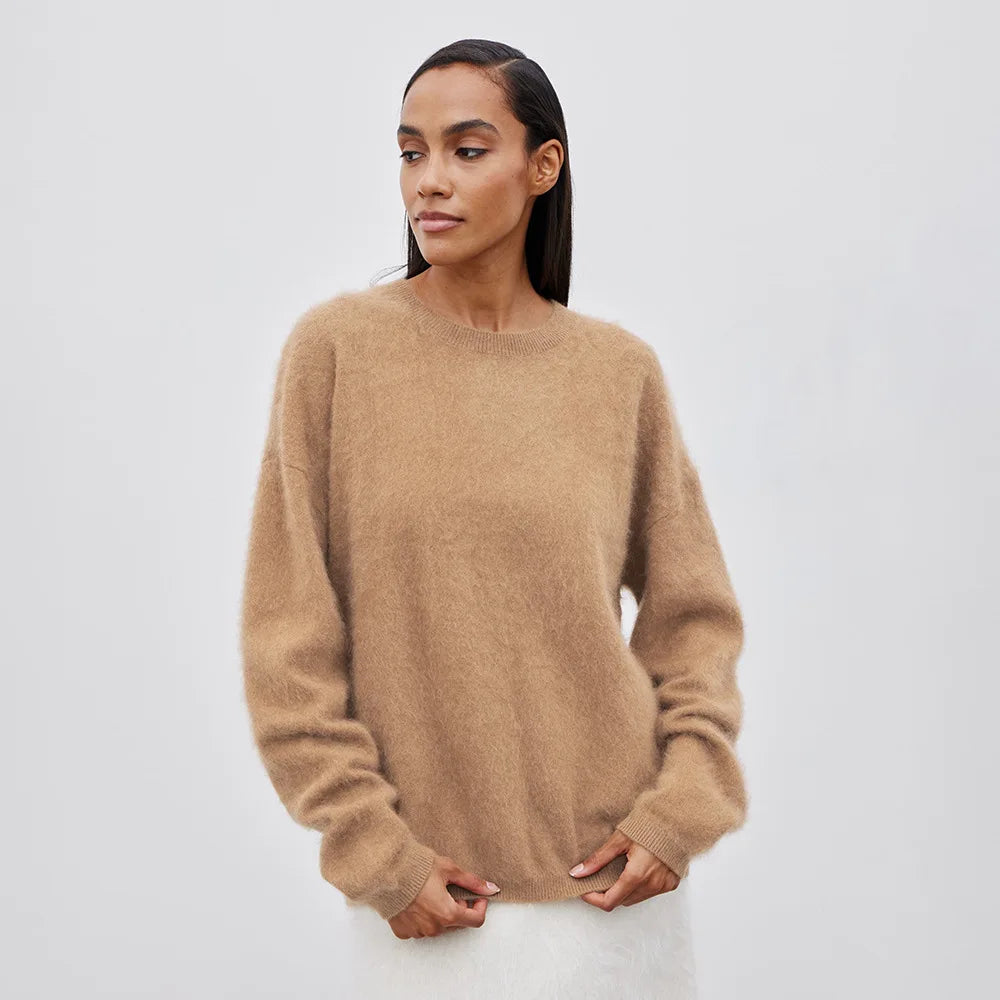 Damski klasyczny sweter oversize