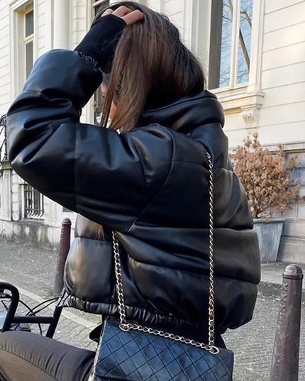 Damska kurtka zimowa z efektem sztucznej skóry