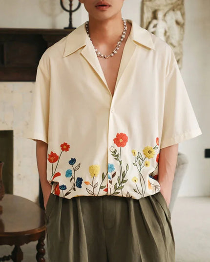 Męska koszula z krótkim rękawem ozdobiona motywem kwiatów