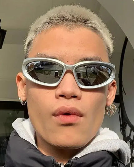 Męskie okulary przeciwsłoneczne w punkowym stylu