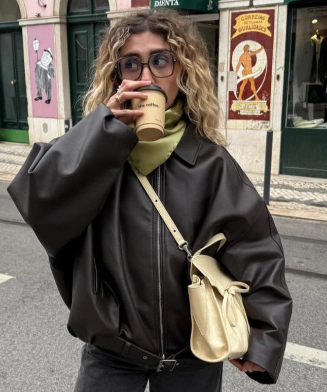 Damska skórzana kurtka przejściowa w stylu vintage - krój oversize