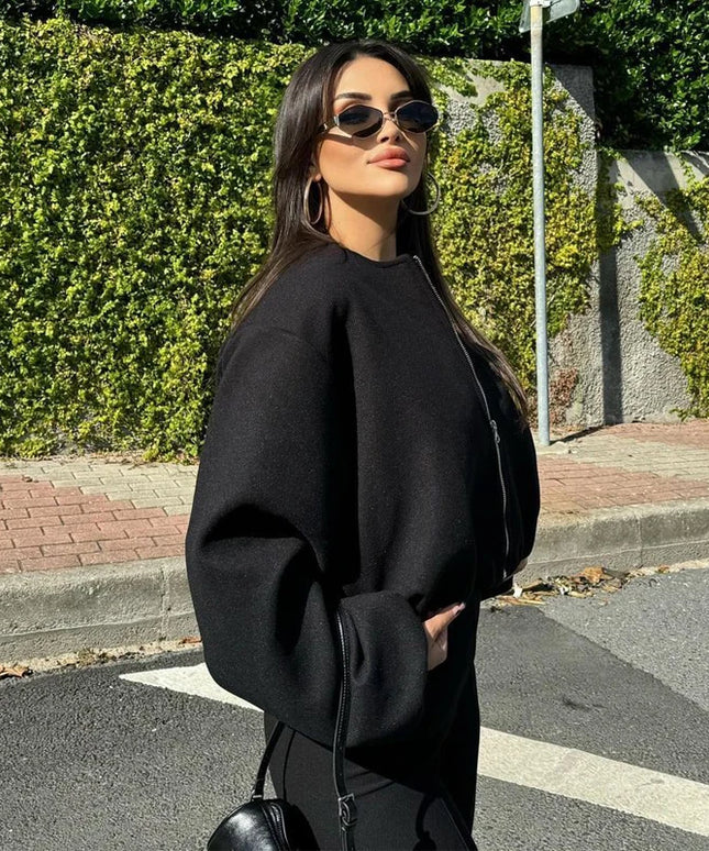 Modowa kurtka przejściowa bomberka oversize zapinana na zamek