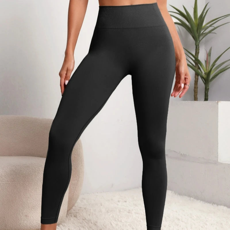 Sportowe legginsy damskie push-up bezszwowe z wysokim stanem