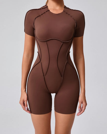 Krótki kombinezon sportowy damski bez pleców - na jogę i siłownię