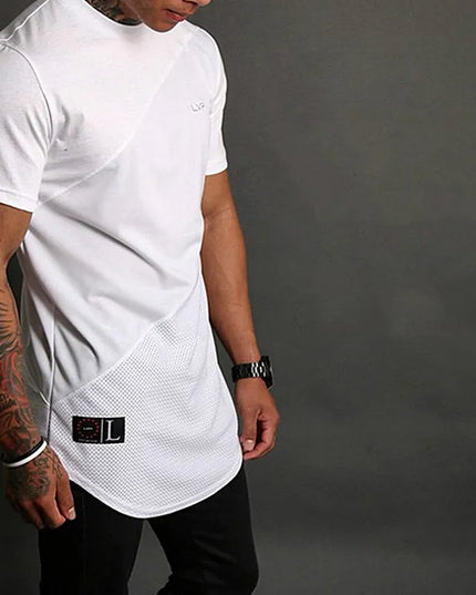 Sportowa koszulka męska o przedłużonym kroju