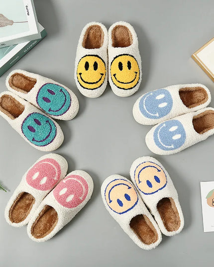 Klapki z uśmiechniętą minką