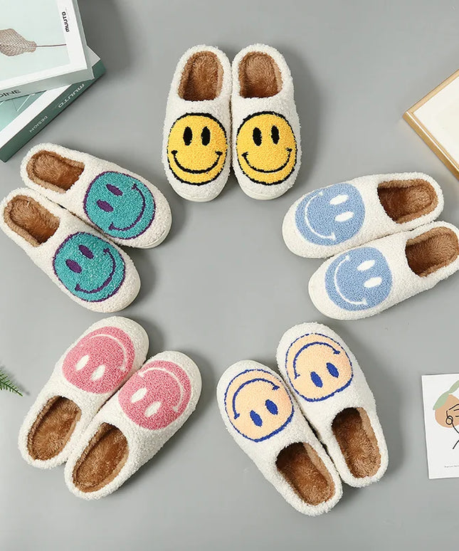 Klapki z uśmiechniętą minką
