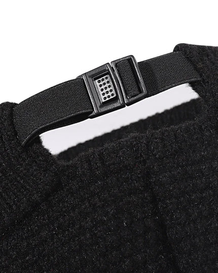 Czapka męska z zapięciem