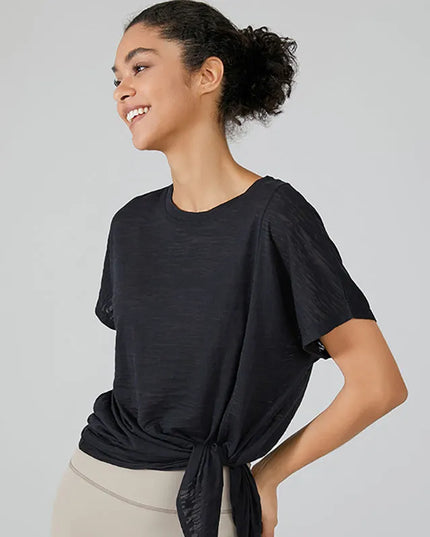 Sportowa koszulka damska o luźnym kroju z możliwością zawiązania