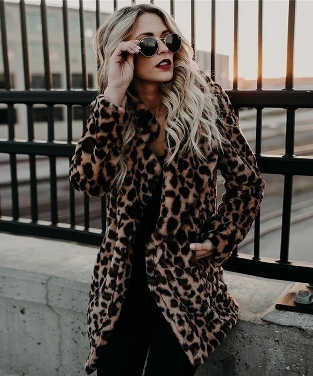 Zimowa kurtka damska w panterkę