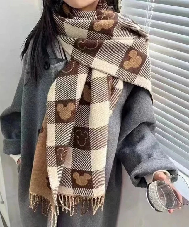 Szalik damski z postacią z bajki