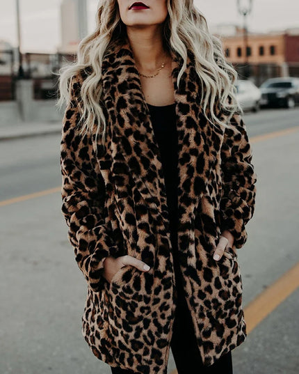 Zimowa kurtka damska w panterkę