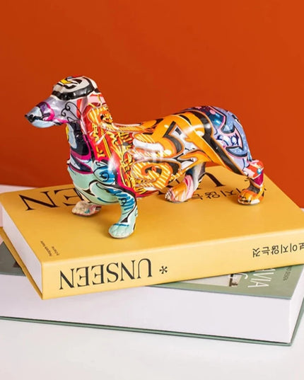 Figurka dekoracyjna kolorowa pies graffiti