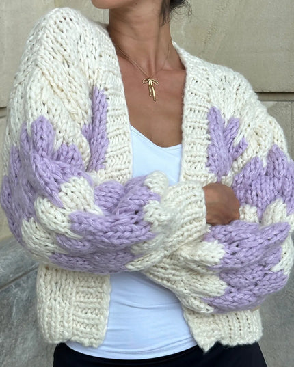 Kolorowy sweter damski oversize z grubym splotem – modny kardigan z długim rękawem