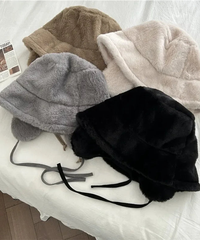 Czapka damska typu bucket z ociepleniem