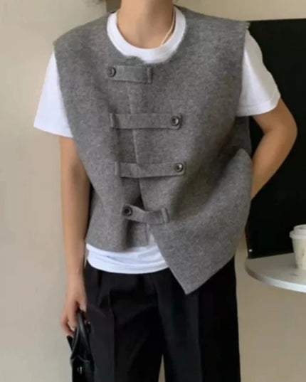 Kamizelka damska o asymetrycznym kroju