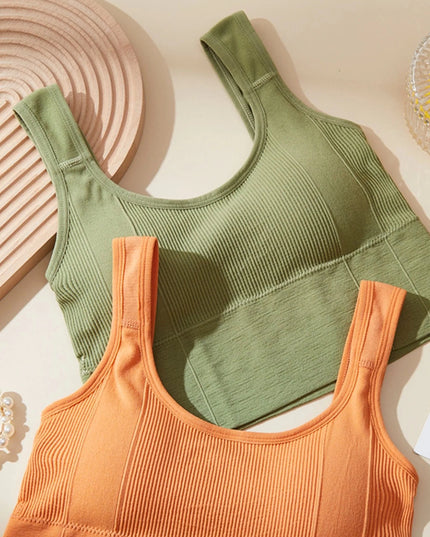 Sportowy biustonosz z przedłużanym dołem