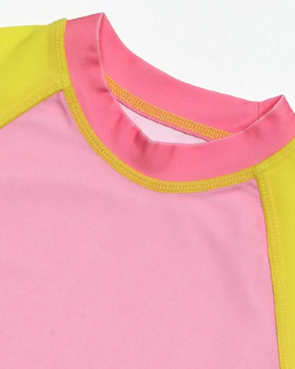 Dwuczęściowy strój kąpielowy dla dziewczynki z szortami