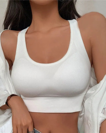 Sportowy biustonosz o dłuższym kroju