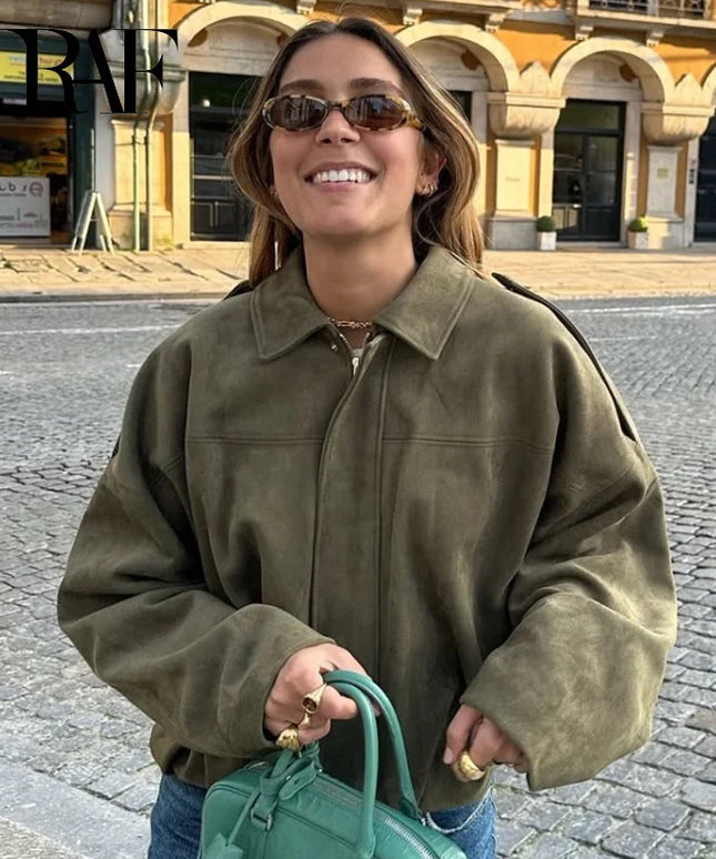 Zamszowa kurtka bomberka oversize zapinana na zamek