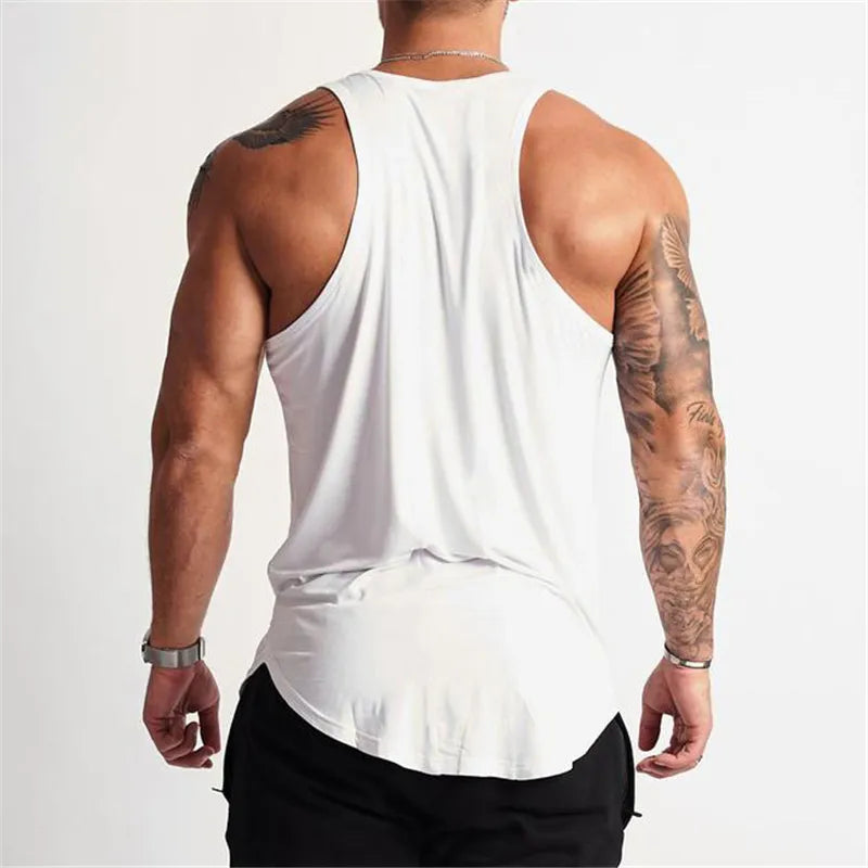 Sportowa koszulka męska typu tank top o prostym kroju