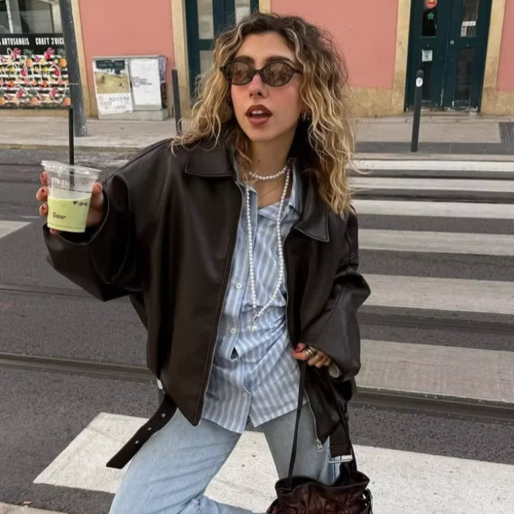Damska skórzana kurtka przejściowa w stylu vintage - krój oversize