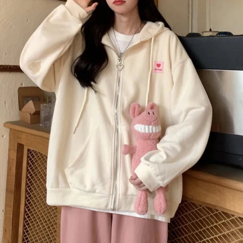 Damska bluza oversize z motywem w serca