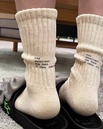 Skarpetki męskie długie z napisami minimalistycznymi ciepłe