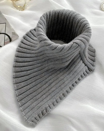 Szalik damski typu komin