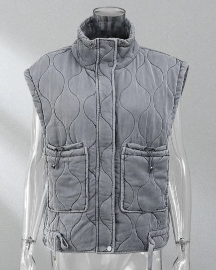 Kamizelka damska z przeszyciami i ściągaczem