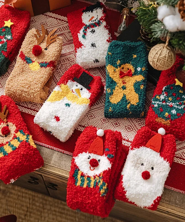 Skarpetki damskie ocieplane w świąteczny wzór