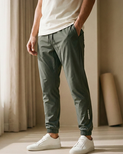 Sportowe dresy męskie elastyczne