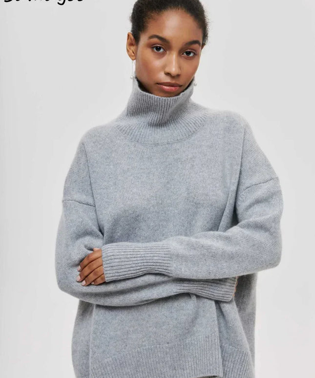 Damski sweter dziergany golf oversize – luźny krój