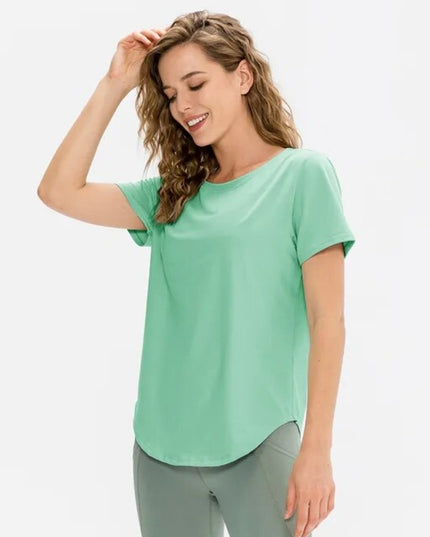 Sportowa koszulka damska luźna z krótkim rękawem