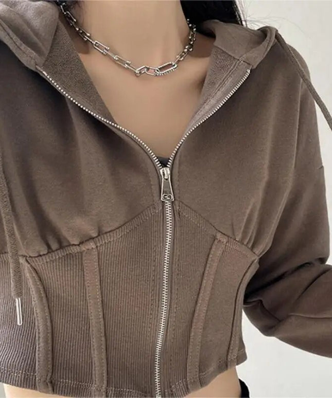 Sportowa bluza damska o krótszym kroju - z kapturem