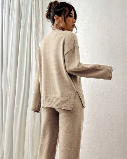 Komplet damski dzianinowy z długim rękawem