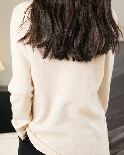 Damski sweter z golfem wełniany