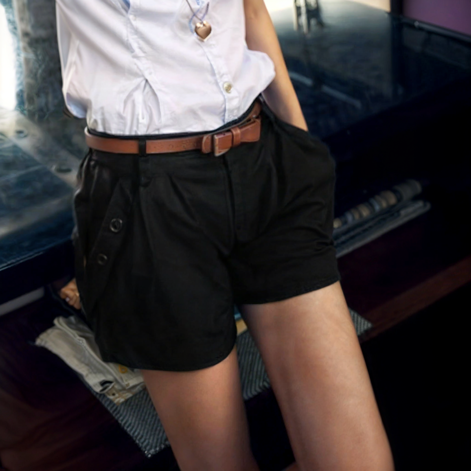 Damskie szorty eleganckie z kieszeniami