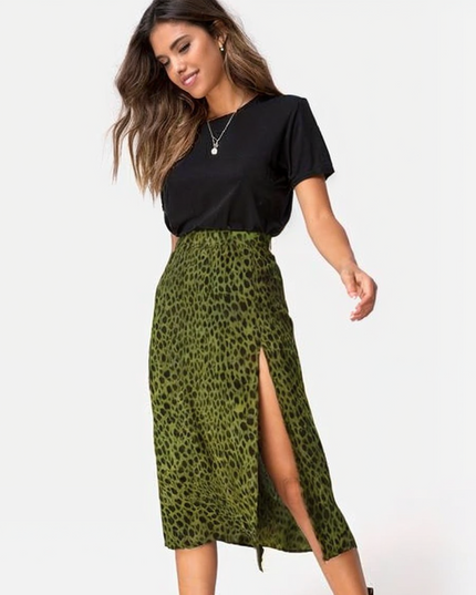 Spódnica midi w kropki z rozporkiem