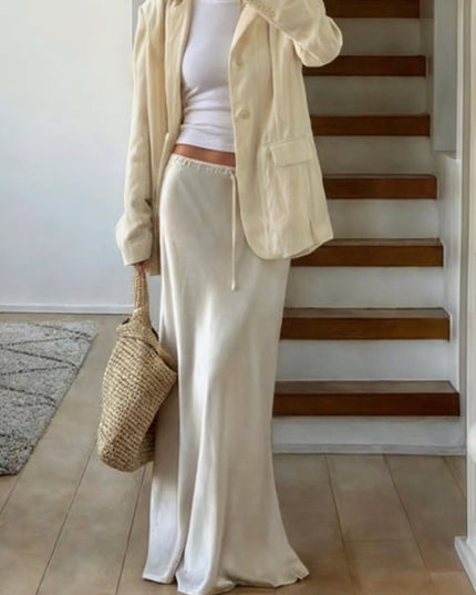 Spódnica maxi satynowa wiązana w biodrach