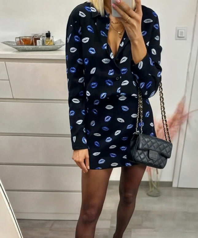 Elegancki komplet damski z koszulą i spódnicą mini