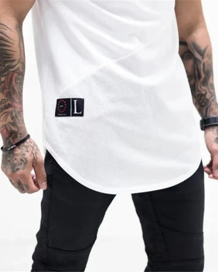 Sportowa koszulka męska o przedłużonym kroju