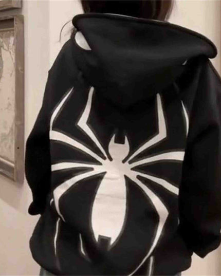 Damska bluza z kapturem i nadrukiem pająka