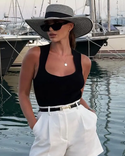 Body damskie dopasowane z kwadratowym dekoltem