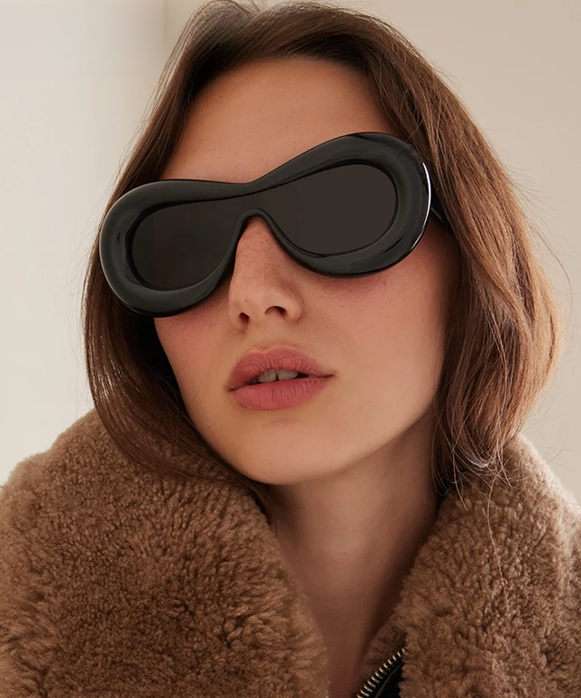 Damskie okulary przeciwsłoneczne o owalnym kształcie