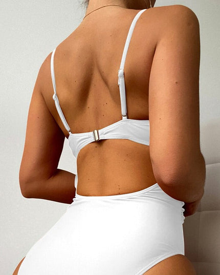 Jednoczęściowy strój kąpielowy monokini z wycięciem