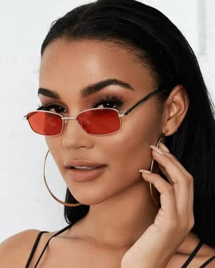 Damskie okulary przeciwsłoneczne wąskie z kolorowymi szkłami