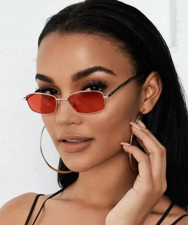 Damskie okulary przeciwsłoneczne wąskie z kolorowymi szkłami