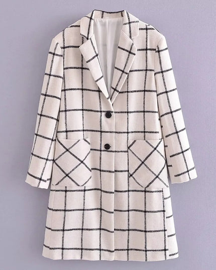Damski płaszcz w kratkę z kieszeniami
